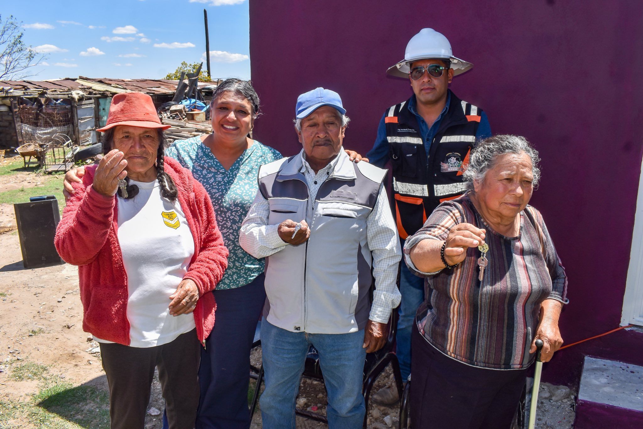 Entrega Gobierno Municipal de Apan cuartos habitación en Rancho del Cerro de San Fernando 