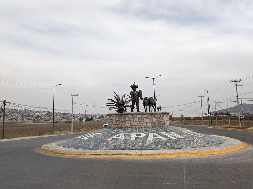 MONUMENTO AL TLACHIQUERO - imagen 1