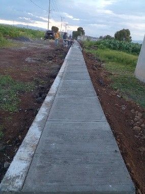 2025/RVUPE-00027 CONSTRUCCIÓN DE GUARNICIONES Y BANQUETAS DE CONCRETO HIDRÁULICO EN CALLE SIN NOMBRE (CALLE DE ACCESO A UN COSTADO DEL TANQUE DE AGUA POTABLE) DEL KM 0+000 AL KM 0+136 EN LA LOCALIDAD DE LAS VENTAS, MUNICIPIO DE APAN
